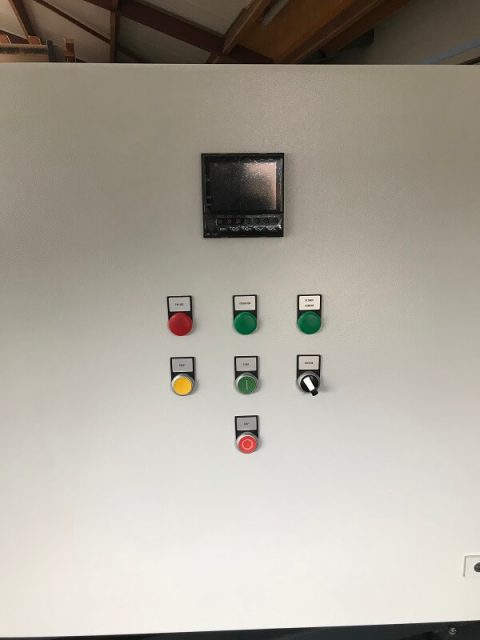 Glasbiegeofen für englischen Kunden